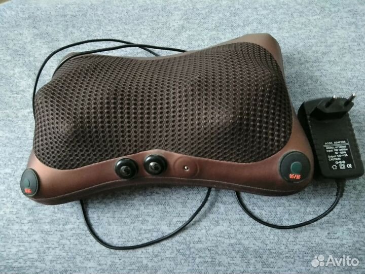 Массажная подушка для шеи