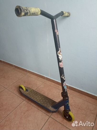 Трюковой самокат