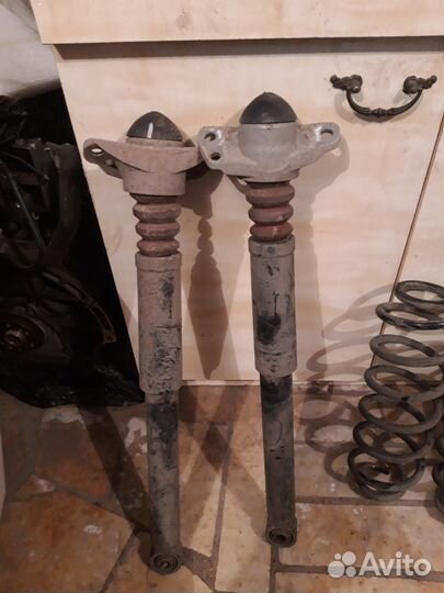 Аммортизаторы задние 6 джетта 5C0513029D