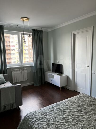 1-к. квартира, 42 м², 10/17 эт.