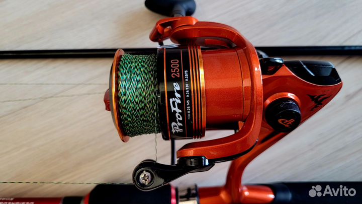 Спиннинг Maximus winner с катушкой stinger