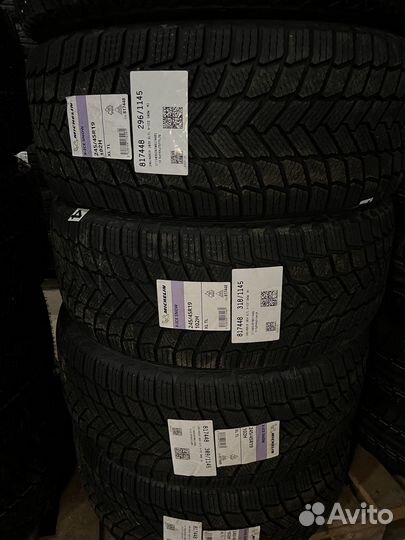 Michelin X-Ice Snow 245/45 R19 102H