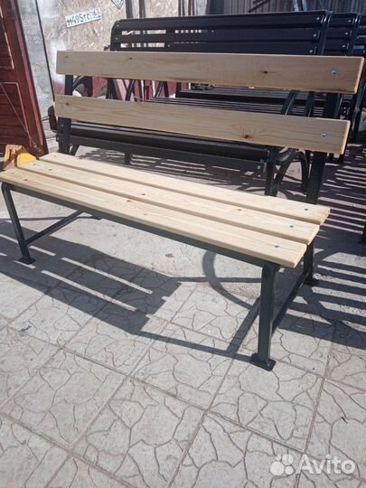 Скамейка парковая