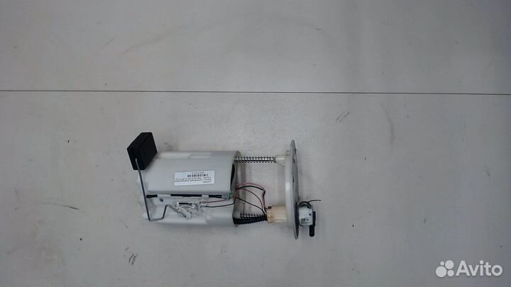 Насос топливный электрический Toyota Sienna 3, 201