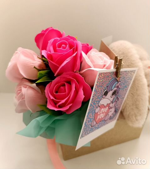 Набор букет из мыльных цветов с игрушкой