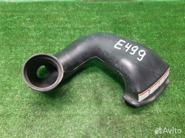 Воздухозаборник Suzuki Grand Vitara 2010