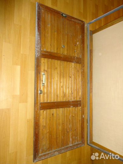 Дверь входная металлическая 80см x 190см