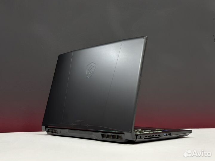 MSI Katana 17.3 144 Core i5 12450H RTX4060 8G DDR5