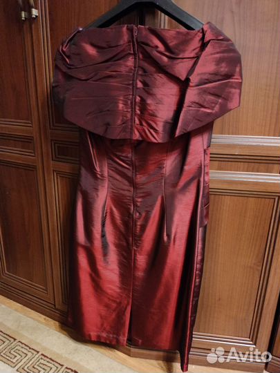 Вечернее платье бордовое