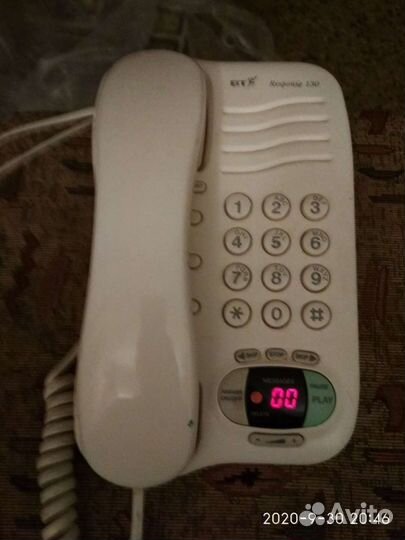 Телефон стационарный