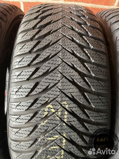 Goodyear UltraGrip 8 195/55 R16 87H