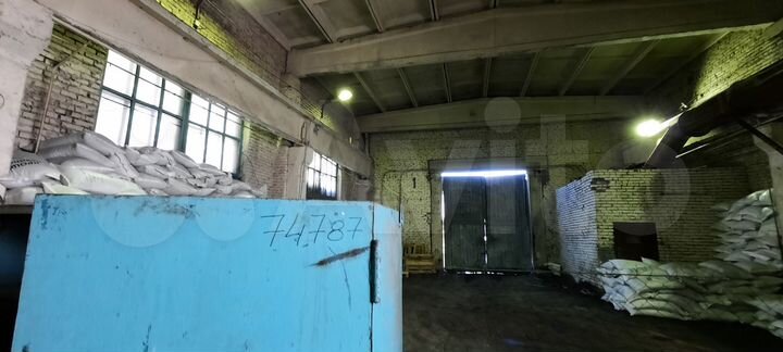 Склад, 761.9 м²