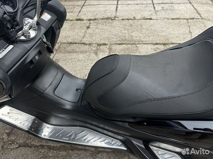 Макси скутер