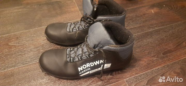 Лыжные ботинки классические