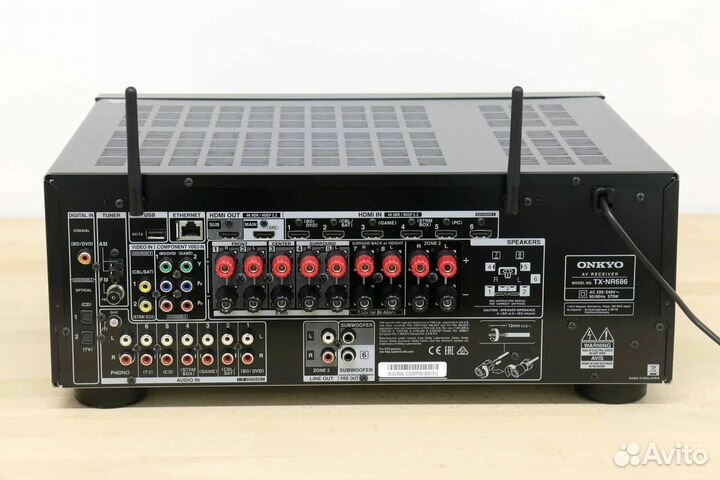 AV ресивер Onkyo TX-NR686