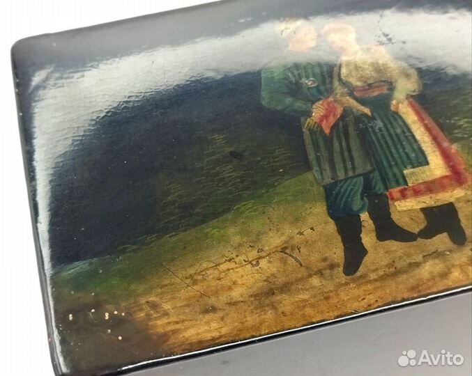 Шкатулка лаковая Свидание