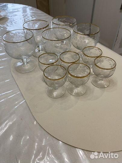 Набор фужеров и рюмок