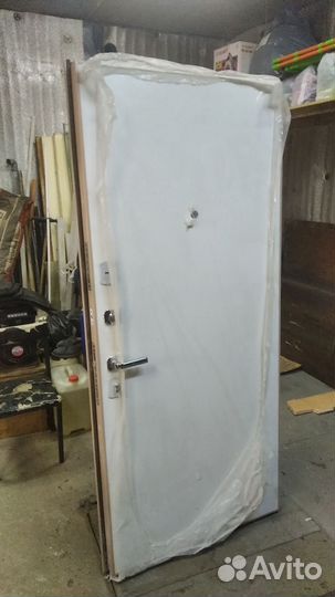 Дверь входная