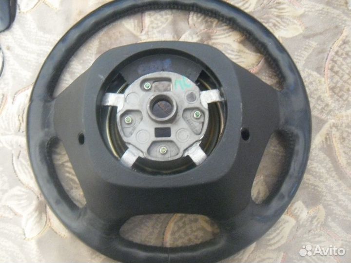 Руль Mercedes-Benz ML164