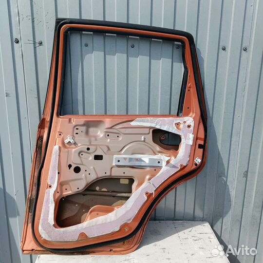 Дверь задняя правая Chevrolet Aveo T 200