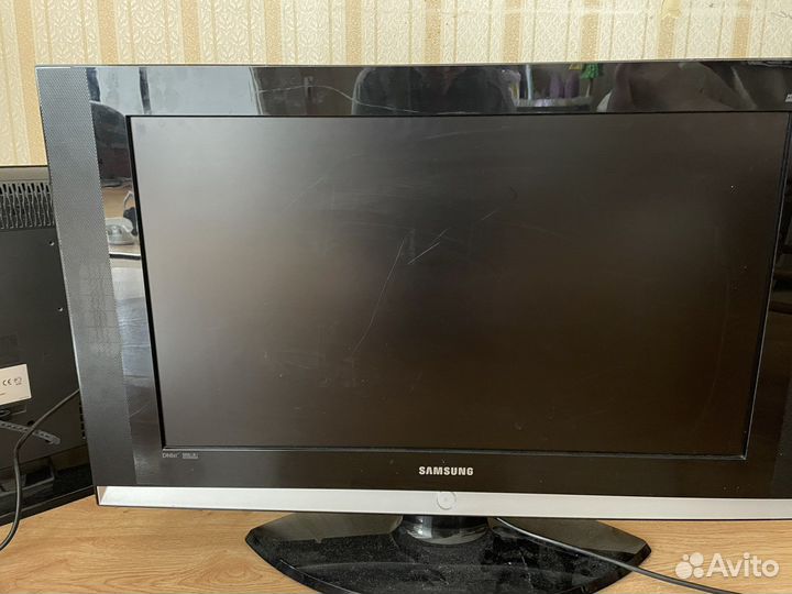 Телевизор samsung