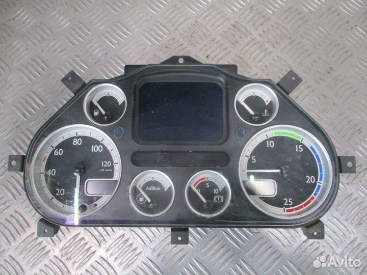 Панель приборов DAF 1743496