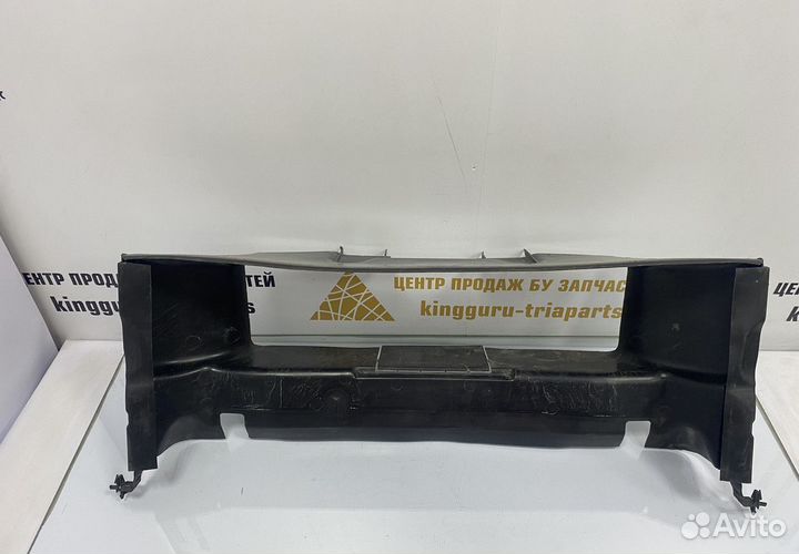Воздуховод радиатора нижний BMW 3 F34 GT M-Pack OEM 51748057202