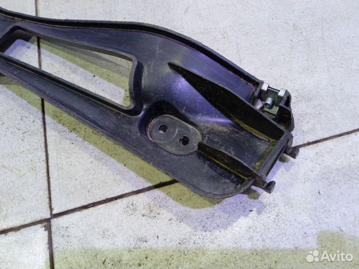 Накладка двери багажника