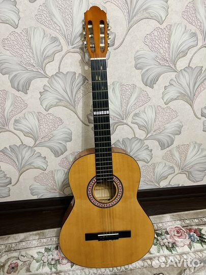 Классическая гитара бу