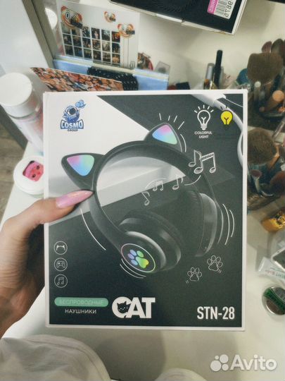 Наушники с ушами кота