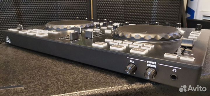 Behringer CMD studio 4A - DJ