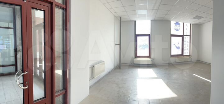 Торговая площадь, 35 м²