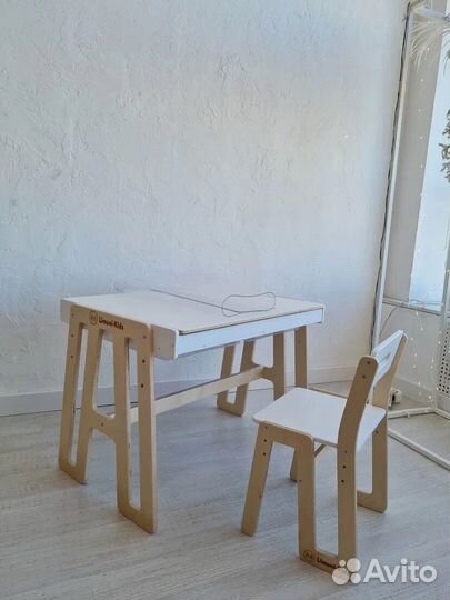Растущий комплект мебели: детский стол и стул Раст