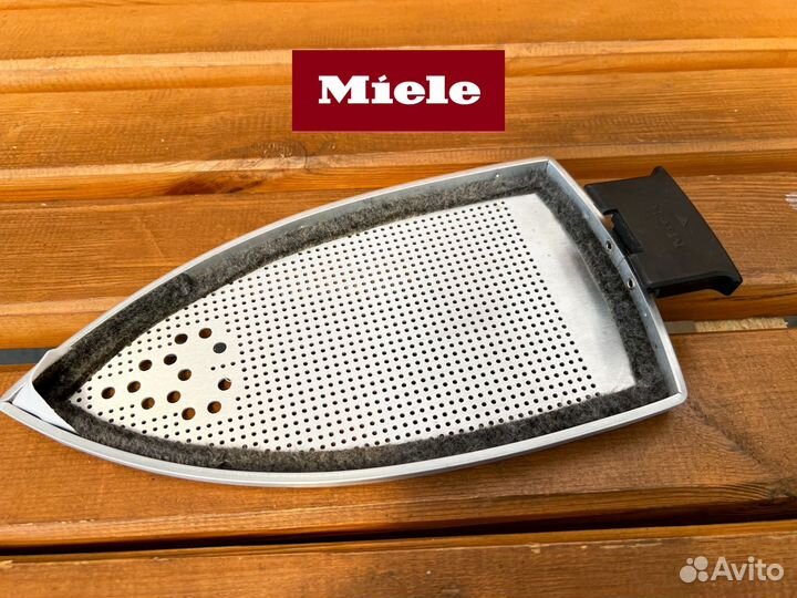 Подошва антипригарная утюга Miele M.-Nr.9720940