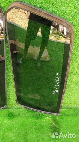 Стекло собачника Volvo V70 B5254T6