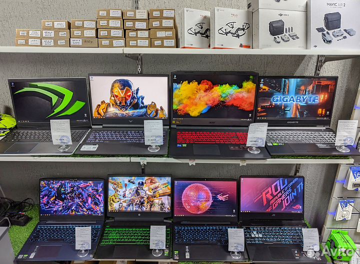 Игровой MSI Asus 17.3