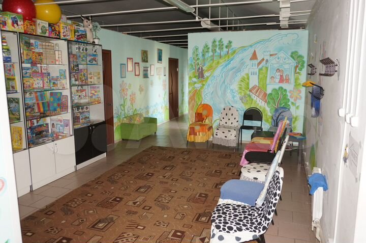 Кабинет в детском центре, 36 м²