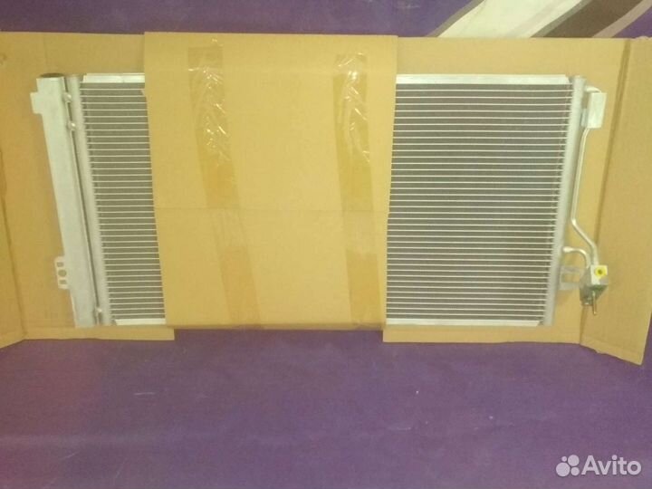 Радиатор кондиционера mercedes Viano (W639) (03)