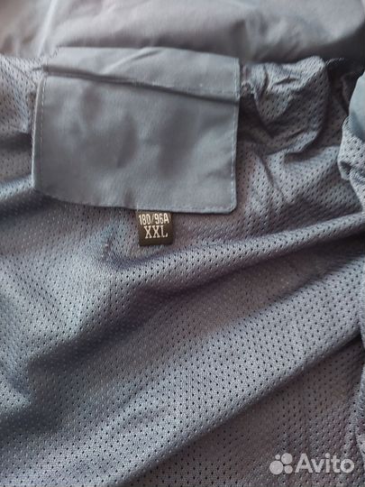 Куртка ветровка мужская L