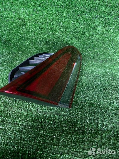 Фонарь крышки багажника левый Opel Astra J 2012