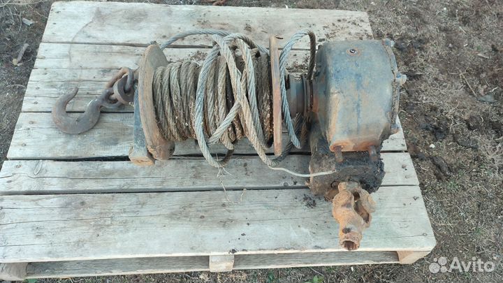 Механическая лебëдка Газ 66
