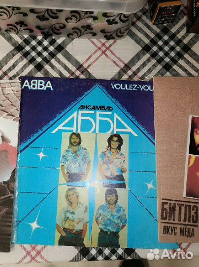 Abba, Beatles, secret, одним лотом