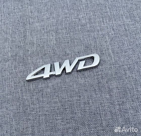 Металлическая наклейка на авто 4WD шильдик 85х17