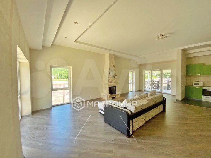 Дом 139 м² на участке 5,5 сот.