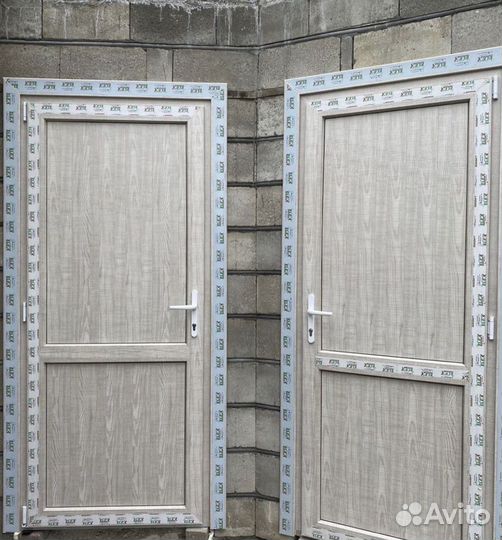 Двери пластиковые