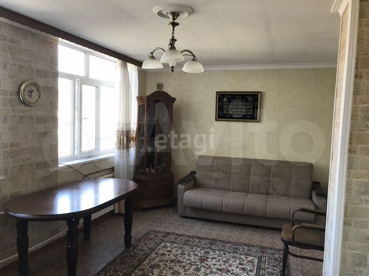 4-к. квартира, 90 м², 5/5 эт.
