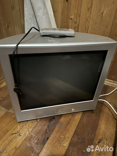 Телевизор samsung