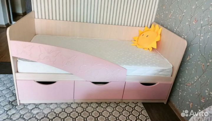 Детская кровать Бабочки с бесплатной доставкой