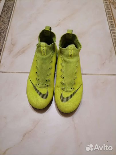 Футбольные бутсы nike mercurial
