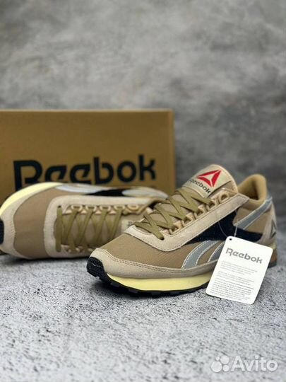 Кроссовки Reebok classic